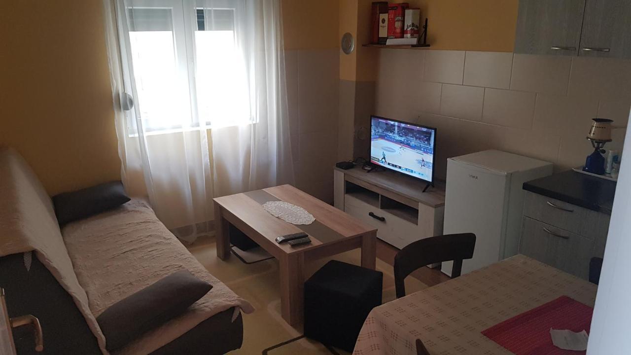 הרצג-נובי Apartment Lidija מראה חיצוני תמונה